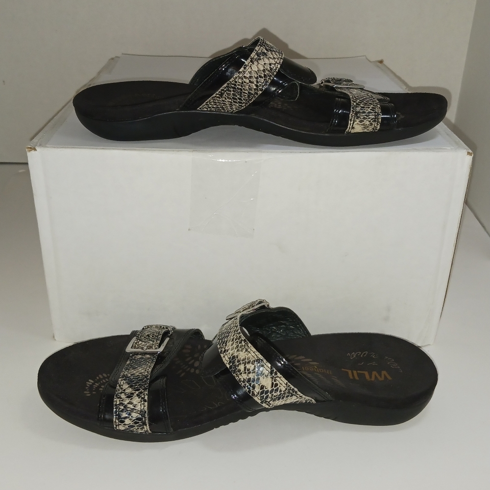 WEIL Orthoheel ‘Mystic’ Snake Slide Sandals, EUC